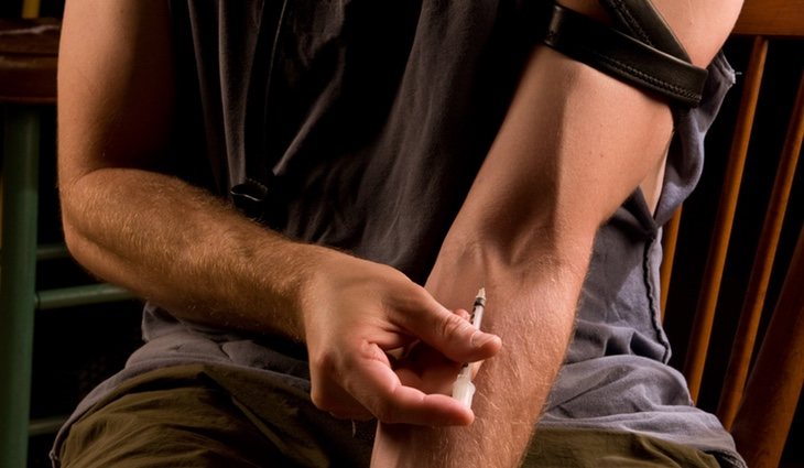 Las drogas forman parte de una conducta autodestructiva indirecta