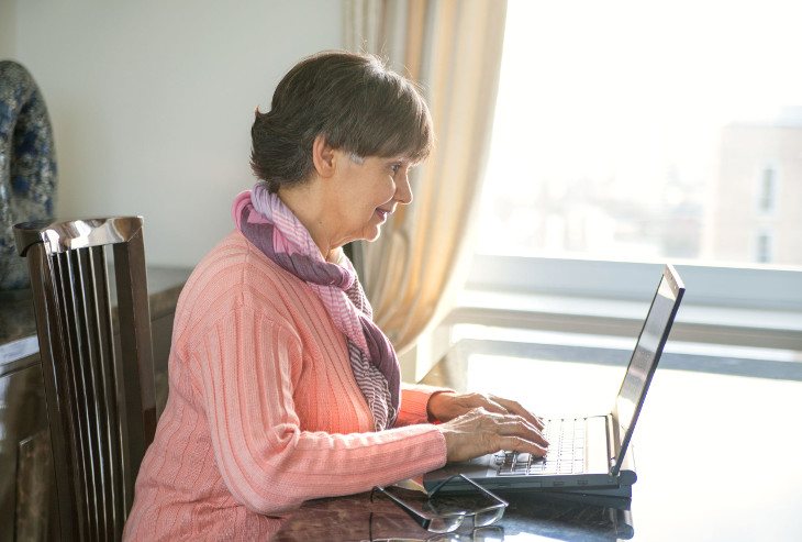 Las redes sociales nos permiten seguir conectados con los demás aunque se encuentren lejos