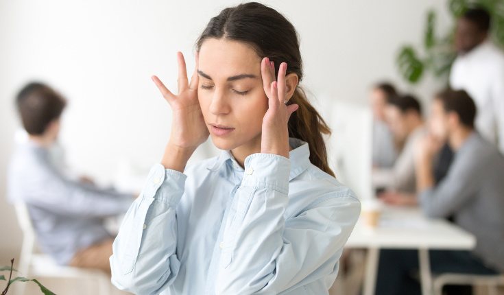 No es bueno que haya muchas personas alrededor de la persona que está sufriendo el ataque