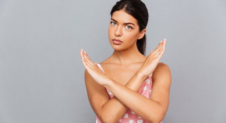 Ten en cuenta que la persona no tiene nada concreto contra ti, aun así no debes ser pasivo