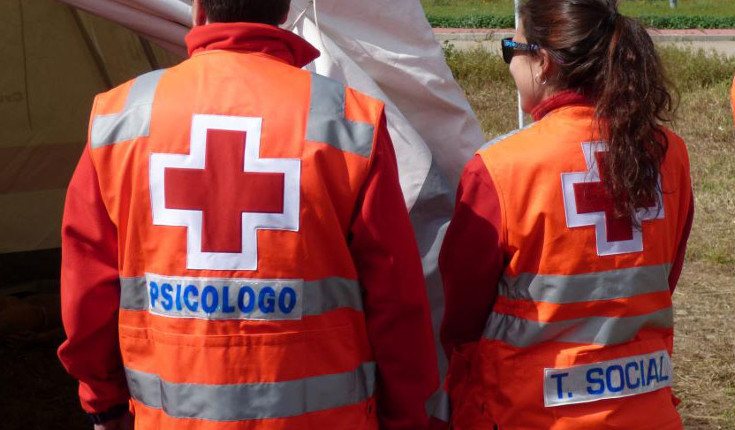 Los primeros auxilios psicológicos son ofrecidos en emergencias (Foto: Cruz Roja Esoañola)
