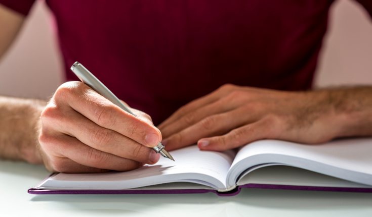 Analiza tus pensamientos y dales la vuelta