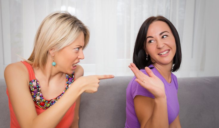 Admirar a nuestros amigos es positivo, pero las envidias dañan nuestra relación