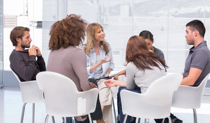 La terapia grupal nos ayuda a desarrollar técnicas de socialización
