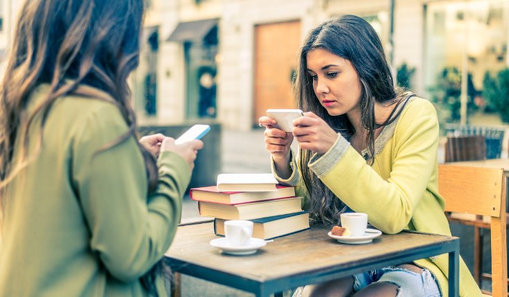 Silencia y bloquea para que no te puedan llegar mensaje dañinos por redes sociales