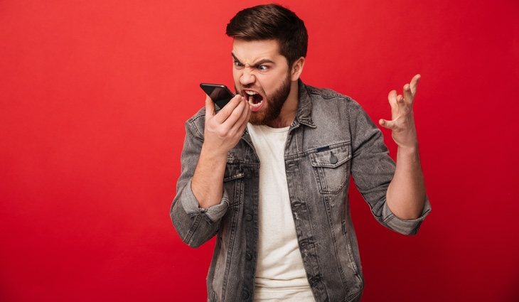 No se debe mostrar agresividad ni echarles la culpa