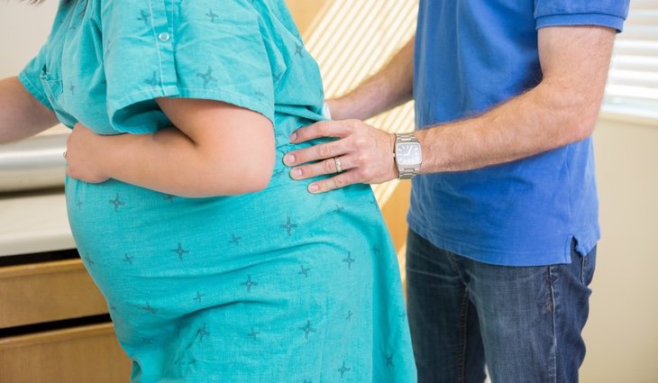 Hay diferencias físicas y psicológicas entre un parto natural y por cesárea