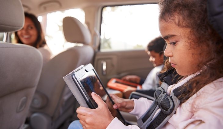 Los padres suelen darle estos aparatos para que los niños callen
