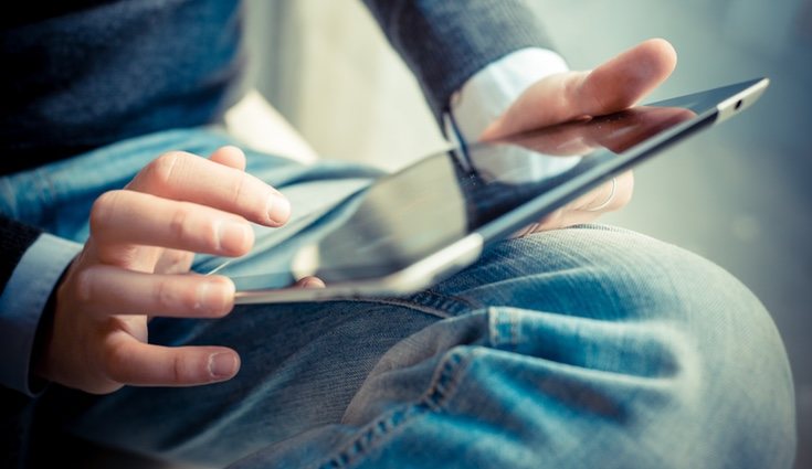 Ponerse al día de los contenidos que suele consumir tu hijo