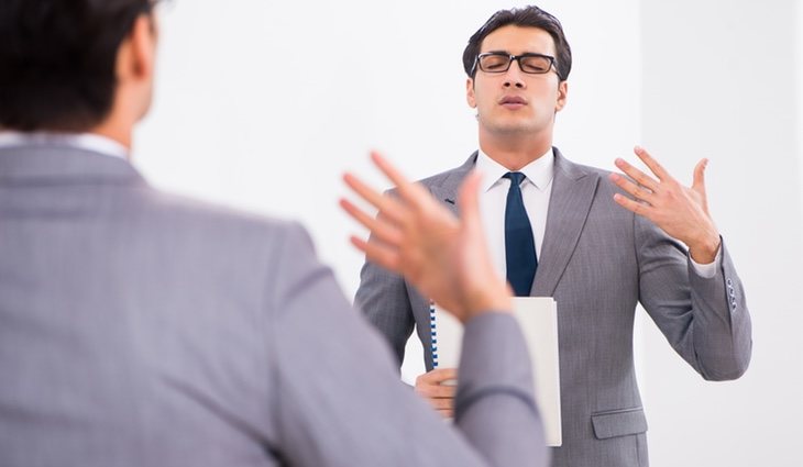 Un gran truco es usar gestos para memorizar palabras