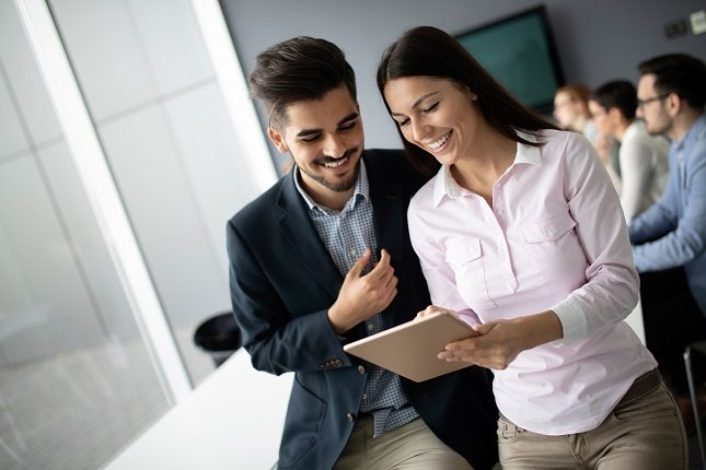 La integridad es una buena palabra clave que es similar al carácter