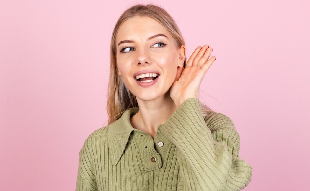 Escucha activa: Qué es y cómo ayuda a tus relaciones personales y profesionales