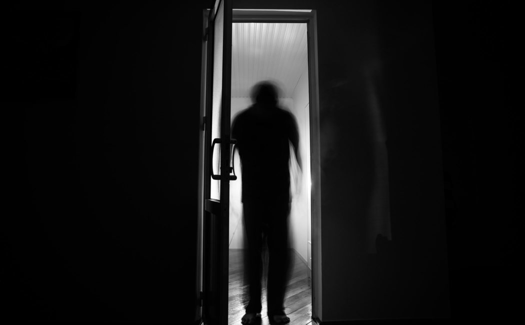 Qué es la parálisis del sueño y a qué se debe