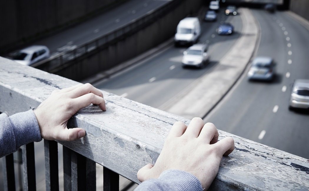 Qué hacer si tu pareja tiene pensamientos suicidas