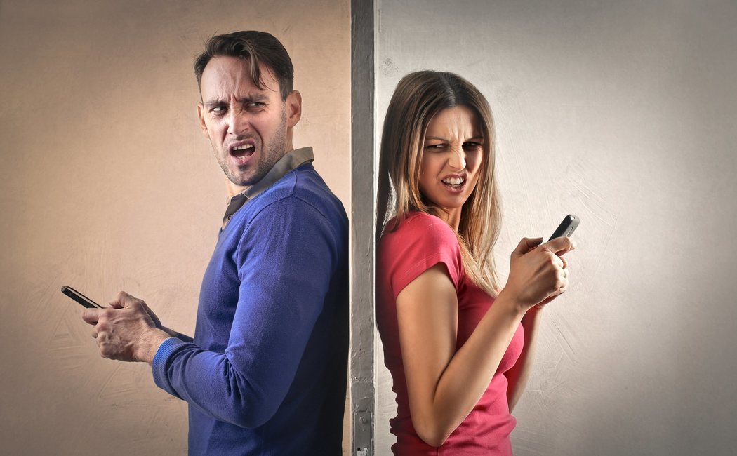 Dejar de seguir a tus expareja en las redes sociales tras la ruptura
