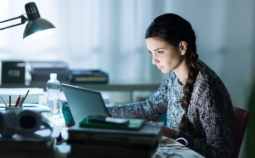 Trabajar de noche: qué hacer para enfrentar los problemas que ocasiona