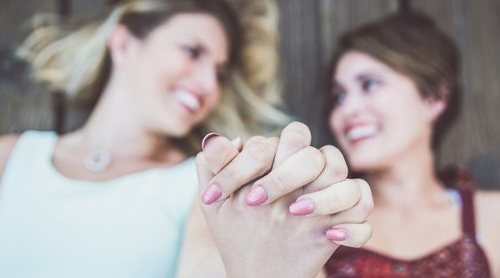 ¿Es bueno o malo que haya múltiples etiquetas y orientaciones sexuales?