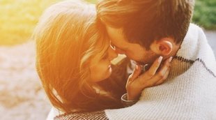 Preguntas que debes hacerte antes de iniciar una relación de poliamor